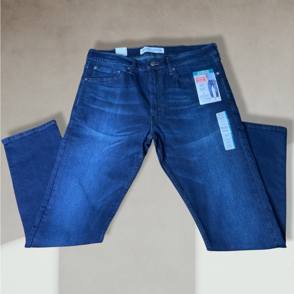 Levi’s Men’s Signature Super Flex Taper Jeans in Dark Wash 36x32 NWT